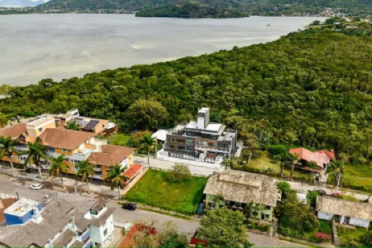 Modern Studios 150m From Lagoa da Conceicao - Lsts I Отели рядом с достопримечательностью «Lagoa Sandboard»