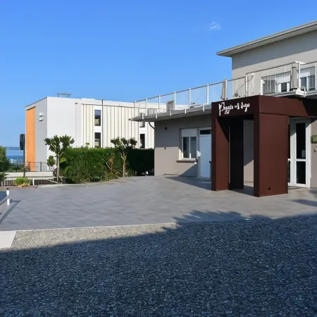 Poggio Al Lago Apartments & Rooms