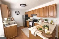 Spacious 6bed Woodland Retreat With Movie Room Deck - 2-Star