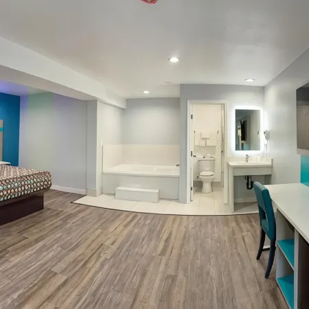 Royale Inn Motel