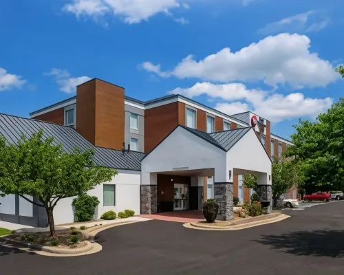 Best Western Plus Beckley Inn فنادق في بيكلي