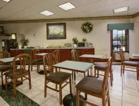 Super 8 by Wyndham West Greenwich/Providence - 朝食