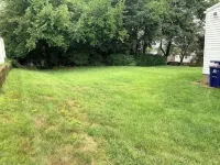 Remodeled 2Br/1.5B, Huge Yard, Off Street pk, Futon
