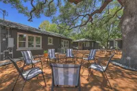 Historic Gem Near Schlitterbahn - 3-Star