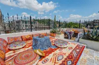 Lane Lodging · Marrakech Homestay (Chaozhou Ancient City Arch Street Store) - Hot Springs