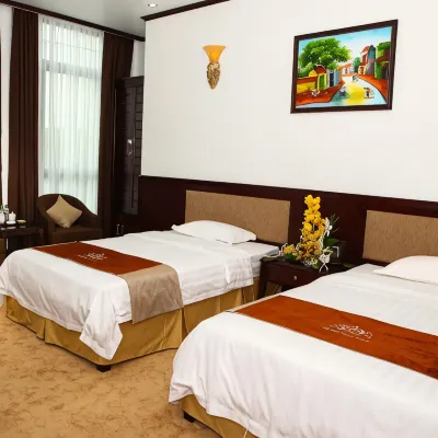 A1 Hill Hanoi Hotel Отели рядом с достопримечательностью «Пагода Ланг»