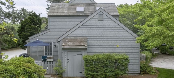 Cape Cod Cottage steps from Private Beach マッシュピーのホテル