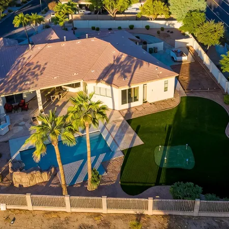 Big Luxury House on Golf Course in Gated Community