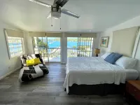 Beautiful ocean view 4-bedroom house with AC in the island of Culebra PR