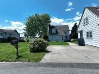 Gorgeous Waterfront Home in the Heart of North Kingstown - homestay