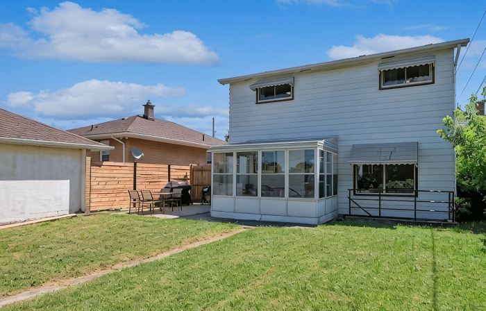 Niagara Family Stay | Near Brock, Falls & Wineries
