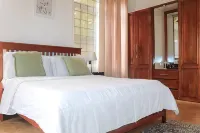 Kindo Kicha Farmhouse