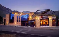 Porta Caucasia Kazbegi