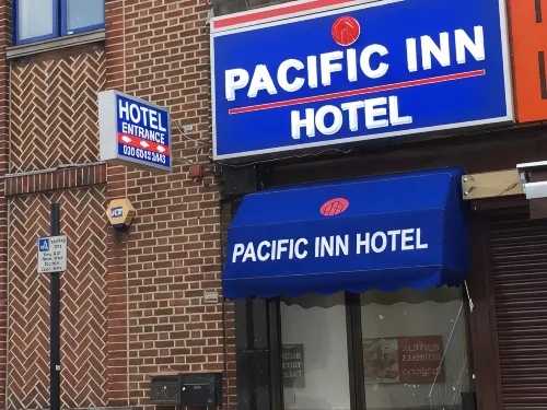 Pacific Inn London Heathrow - Bed and Breakfasts