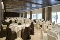 Parador de Alcala de Henares - Parking