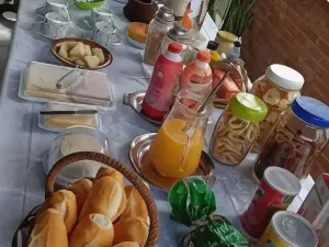 Legatum Pousada & Hostel - Próx Br 101 e Partage Shopping