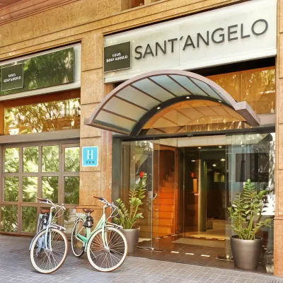 شيك آند بيزيك فيلفيت Hotels near لاس اريناس