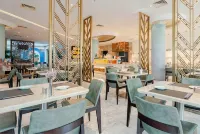 Haikou Jinzhou Seaview Holiday Homestay - مسبح على السطح