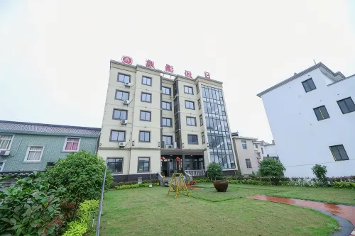 Xiangying Holiday B&B - Beach