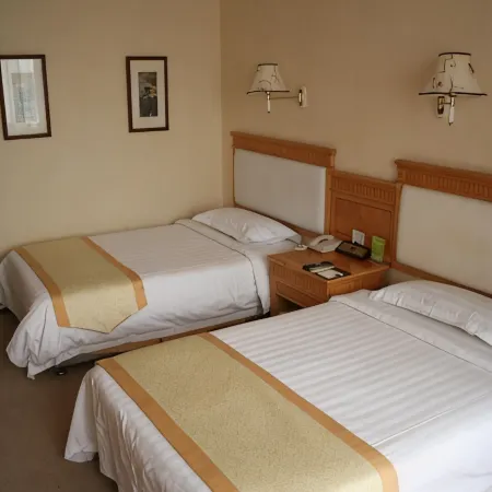 Nong'an Xurun Fashion Hotel