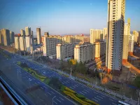 Aiju Family Apartment (Yingkou Shanhai Square) - Condos