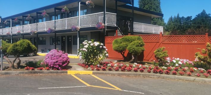 The Tide's Inn Hotels in Nanaimo