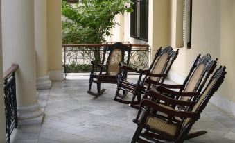 Hotel Paseo Habana
