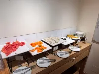 Hotel Lemon Suites & Banquet Noida Sector 62 - Bữa sáng
