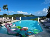 Stunning Estate on almost 2 acres with down island views of St John and the BVI - 沙灘
