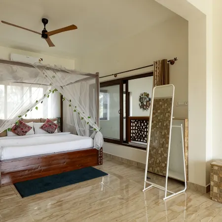 Amara Kosha Lagoon Hosur Private Villa 3BHK+1Dom, 2-20 pax, POOL+JACUZZI+MOVIE ROOMS+FOOD
