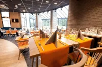 The Originals Boutique, Hôtel le Marmotel, Clermont-Ferrand - Desayuno