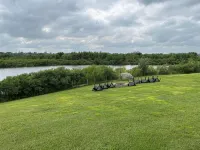 The Pond House at Silver Lake - 4-Star