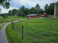 The Serene Farm Life...without all the work!  Lots of space and privacy! Hotels in Botetourt County