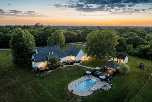 Heated Pool, Hot Tub, Game Room, EV charger, Sleeps 20 - 4-Star