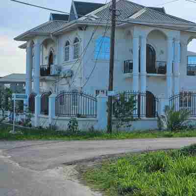 Charming Modern House In Residential Providence Hot-W/Wi-Fi/AC, Live/Secure Cam Hotel Exterior