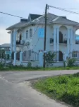 Charming Modern House In Residential Providence Hot-W/Wi-Fi/AC, Live/Secure Cam - balcony