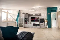Fiumicino Airport 4 min,,, Relax and Comfort - Condos