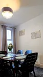 Ivy Green House - Central,Wifi,Netflix,Sleeps 7 - Business and Family Friendly - Kitchens