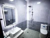 Huasheng Hotel