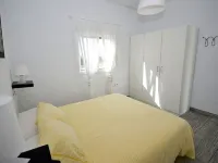 Villa in Los Caños de Meca of 1000m2 plot next to the field and the beach. 바르바테 호텔