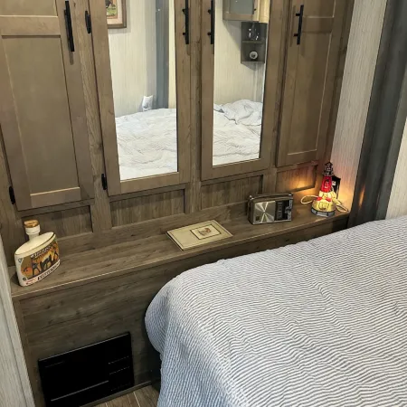 Luxury Camper With All The Amenities!