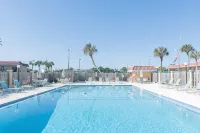 Fall Discount / Close to St Augustine/Steps to Beach, Pool, Dock/Beach Supplies - ビーチサイド