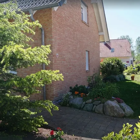 Fantastic FH, terrace, fireplace, close to the Baltic Sea, Bodden view