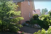 Fantastic FH, terrace, fireplace, close to the Baltic Sea, Bodden view - Wifi