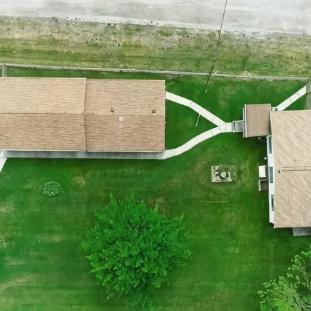 Spacious Home Off Lake St Clair On Harsens Island