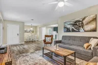 Charming 2/1 Cottage-Style House Near Texas A&M, Recently Updated -  Privatzimmer
