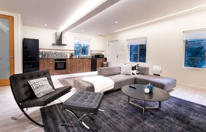 Modern Loft with Park Like Setting View