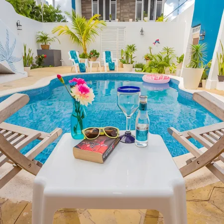 Hgtv-Featured Romantic Escape • Walk to Sea • Ideal for Scuba Couples