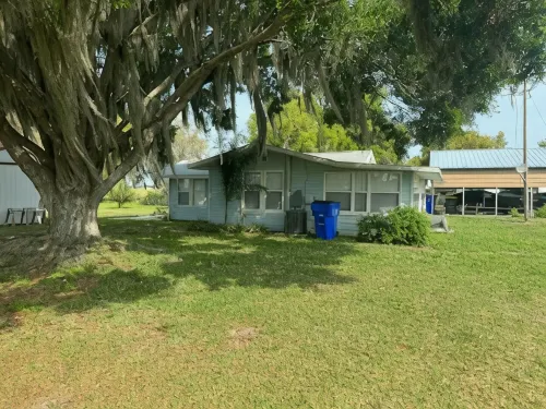 LAKE-FRONT AT BEAUTIFUL SANDY SHORE LAKE PLACID, FL