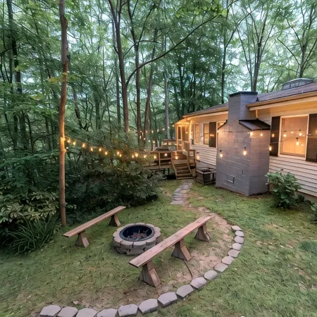 Waterfront cottage with dock on Lake Hartwell